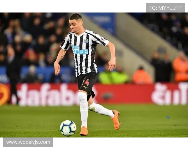 阿尔米隆首开纪录小川航基远射扳平日本队与巴拉圭战成平局 阿尔米隆首开纪录小川航基远射扳平日本队与巴拉圭战成平局